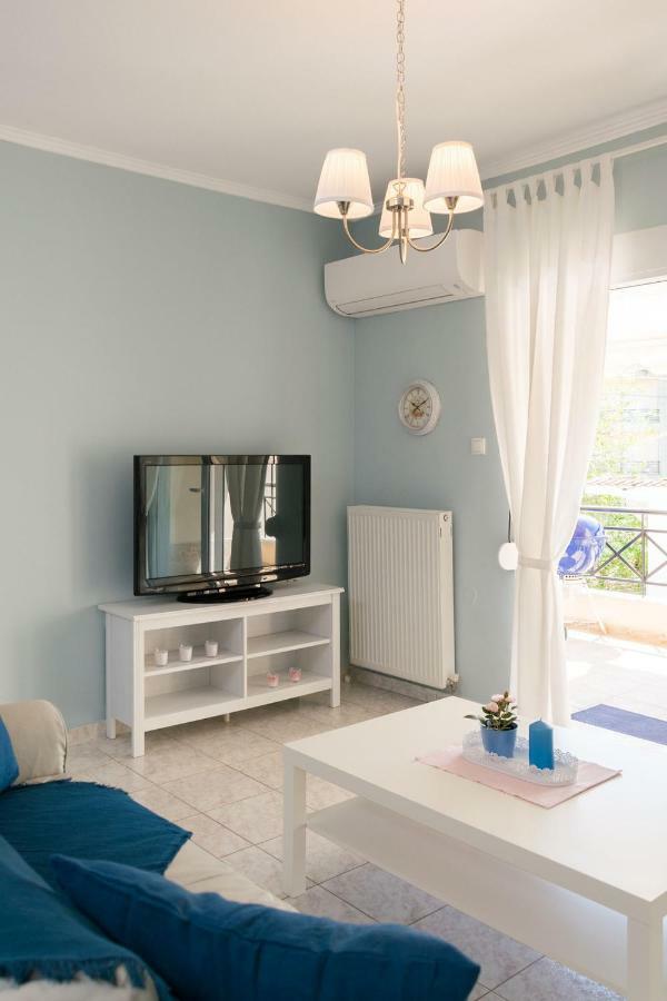 Casa Di Emma Lägenhet Néa Péramos Exteriör bild